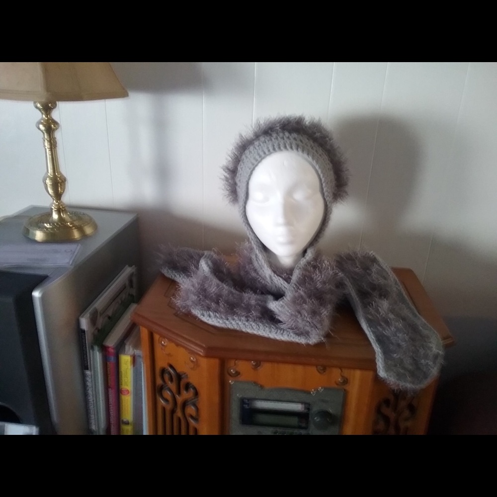 New Hood with attached scarf